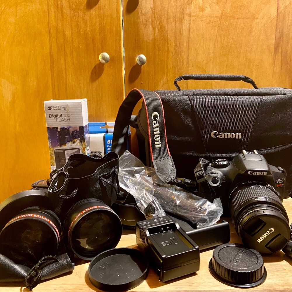 Cannon EOS Rebel T6 Camera Package